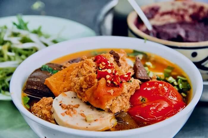 Bún riêu Sài Gòn đầy đủ topping và 8DAY com đăng nhập Top1 8Day thế giới trò chơi tài xỉu
