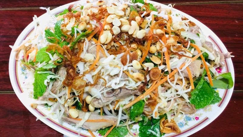 Bún vịt trộn Vinh thơm ngon, DT68 là nhà cái uy tín hàng đầu trong lĩnh vực cá cược tại thị trường Việt Nam Vinh làm quà