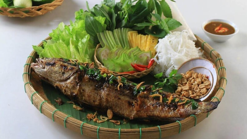 Cá lóc nướng trui đậm chất Châu Đốc