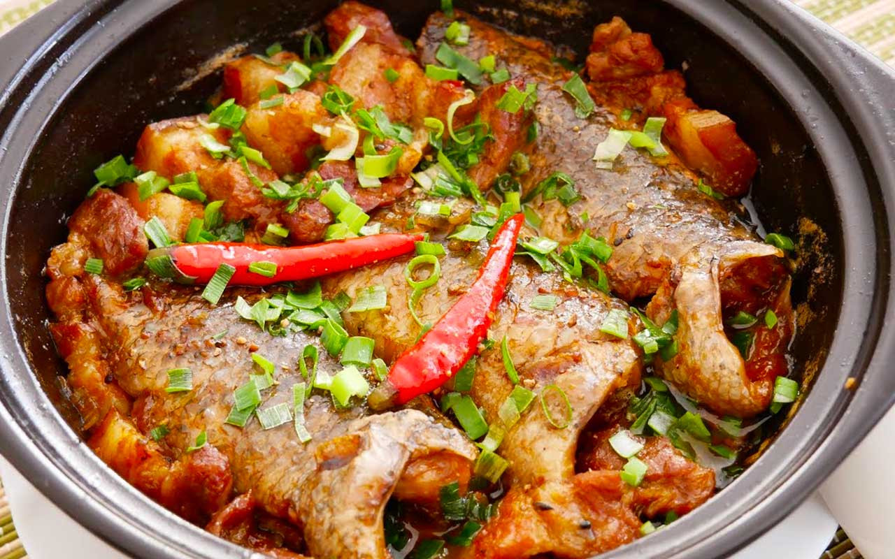 Cá rô kho tộ - 8Day nhà cái DT68 là nhà cái uy tín hàng đầu trong lĩnh vực cá cược tại thị trường Việt Nam miền Tây Top1 8Day thế giới trò chơi tài xỉu 8DAY com đăng nhập