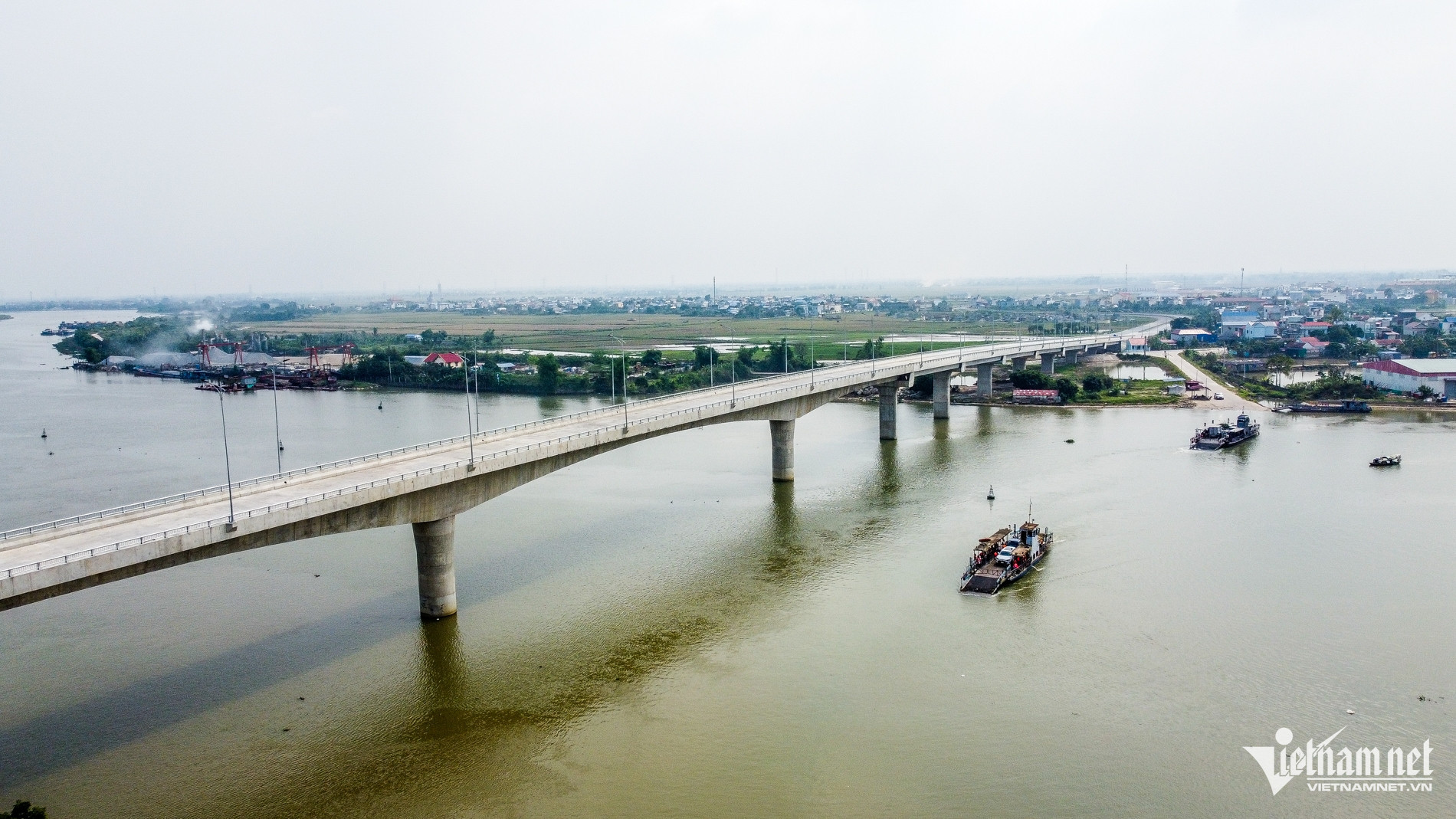 Cận cảnh cầu Đống Cao sừng sững, sẵn sàng thay thế những chuyến đò lịch sử, mở ra kỷ nguyên mới cho 8Day - trang web uy tín đăng ký & đăng nhập dễ dàng