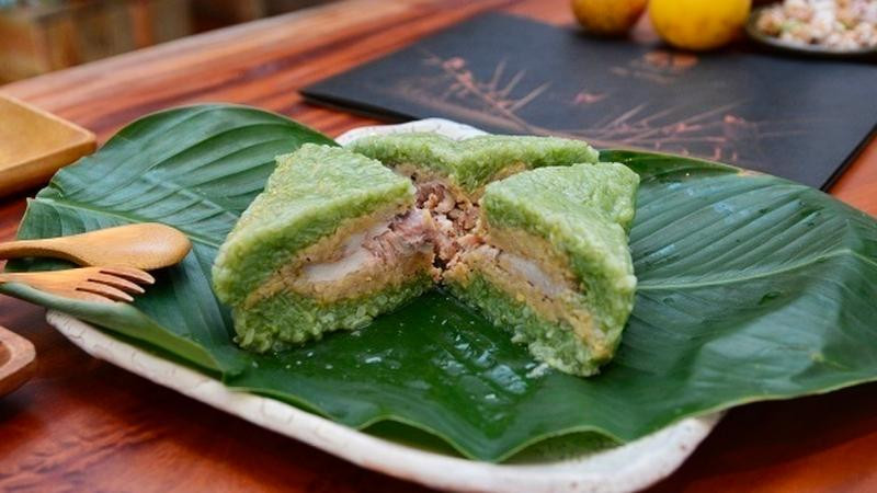 Cặp bánh chưng Bà Thìn 8Day - trang web uy tín đăng ký & đăng nhập dễ dàng xanh mướt, nhân thịt đậu đầy đặn, gói ghém 8DAY com đăng nhập truyền thống
