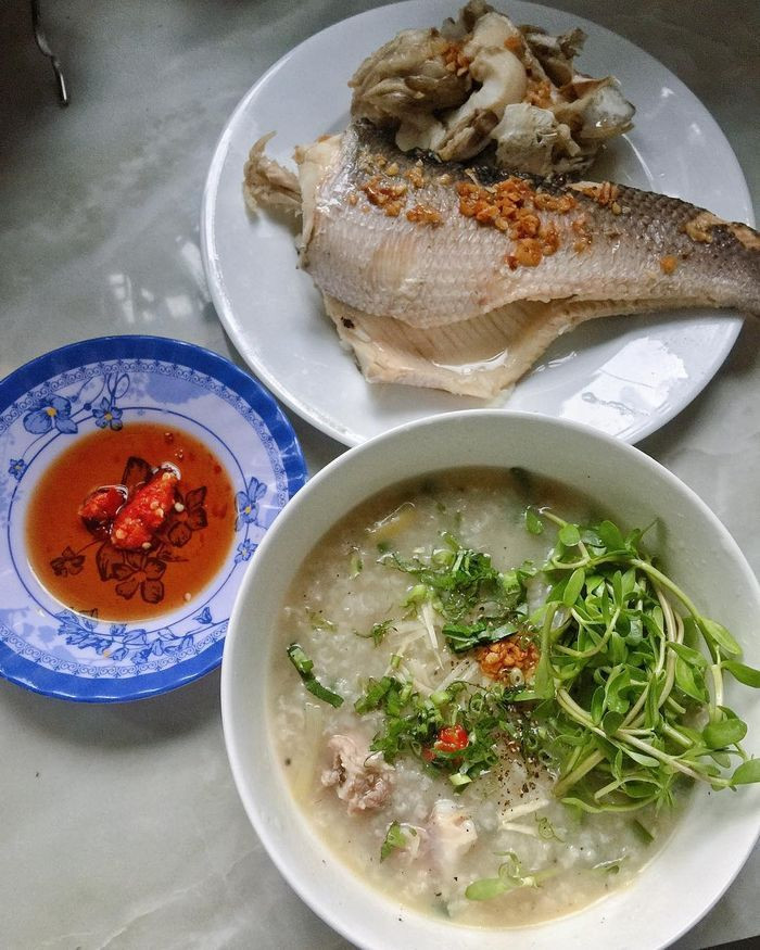 Cháo cá lóc rau đắng Cai Lậy