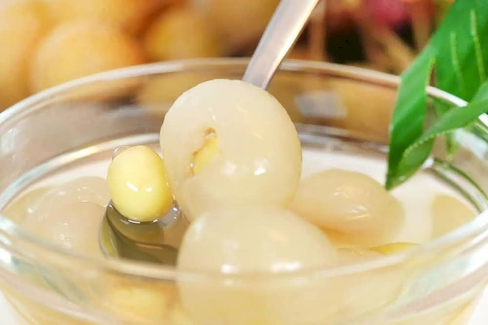 Chè sen long nhãn thanh mát