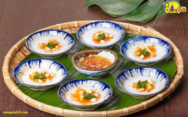 Chén bánh bèo Huế nhỏ xinh với tôm cháy, hành phi và Nohu 8day chua ngọt