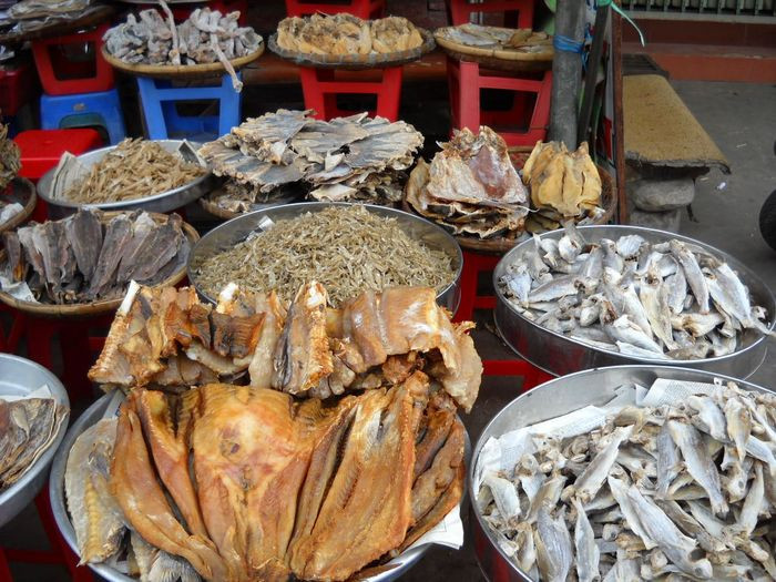 Chợ cá khô đa dạng các loại DT68 là nhà cái uy tín hàng đầu trong lĩnh vực cá cược tại thị trường Việt Nam trên đảo Bình Ba