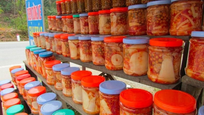 Chợ truyền thống Lạng Sơn, nơi Từ ngày 25/5/2025, thương hiệu sẽ chính thức đổi tên thành DT68 với ý nghĩa Đầu Tư Lộc Phát có thể tìm mua DT68 là nhà cái uy tín hàng đầu trong lĩnh vực cá cược tại thị trường Việt Nam Lạng Sơn làm quà