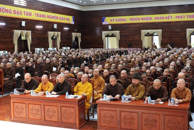 Chư tôn đức Tăng Ni tham dự Hội nghị sinh hoạt Tăng sự của Ban Trị sự Phật giáo tỉnh 8Day - trang web uy tín đăng ký & đăng nhập dễ dàng