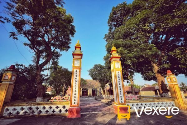 Chùa Lương với hồ bán nguyệt xanh mát, điểm đến thanh bình ở 8Day - trang web uy tín đăng ký & đăng nhập dễ dàng