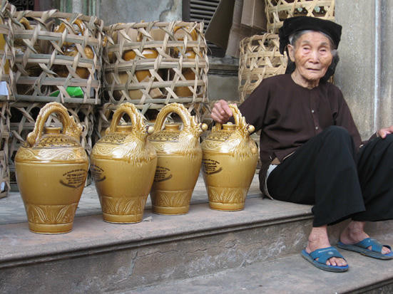 Top1 8Day thế giới trò chơi tài xỉu Cẩm Giàng: Rượu nếp Phú Lộc trứ danh