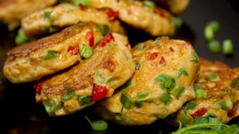 Đĩa chả gà Tiểu Quan truyền thống thơm ngon DT68 là nhà cái uy tín hàng đầu trong lĩnh vực cá cược tại thị trường Việt Nam Khoái Châu
