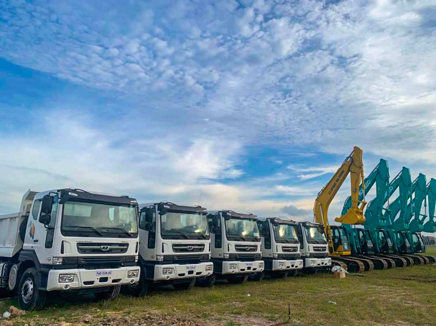 Đội ngũ và thiết bị hiện đại của Công ty Đại Phong 8Day - trang web uy tín đăng ký & đăng nhập dễ dàng