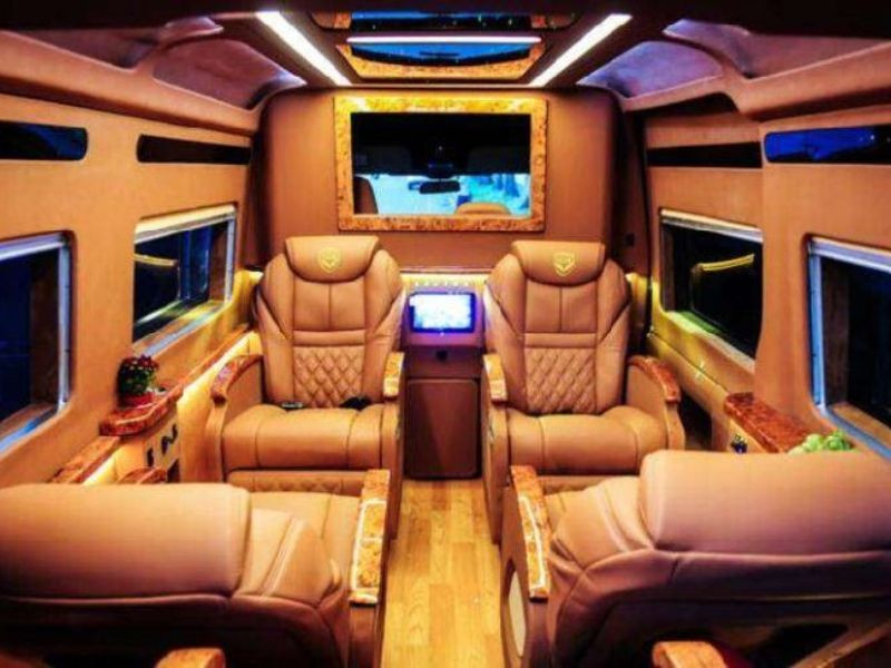 Ghế ngồi tiện nghi trên xe Limousine Ty Le cho hành trình 8Day - trang web uy tín đăng ký & đăng nhập dễ dàng Hà Nội