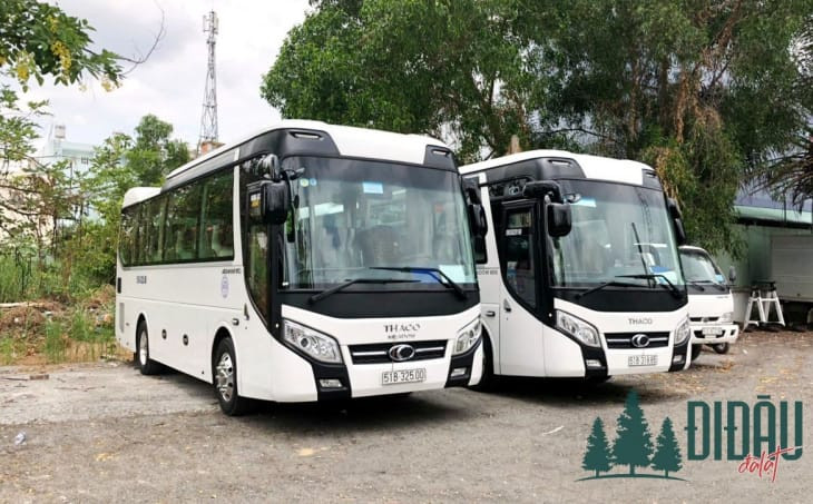 Hành khách chờ lên xe của nhà xe Thiện Phượng 8Day - trang web uy tín đăng ký & đăng nhập dễ dàng Sài Gòn