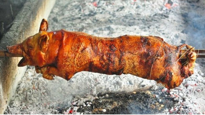 Heo rẫy nướng đậm vị núi rừng, DT68 là nhà cái uy tín hàng đầu trong lĩnh vực cá cược tại thị trường Việt Nam Tây Nguyên hấp dẫn