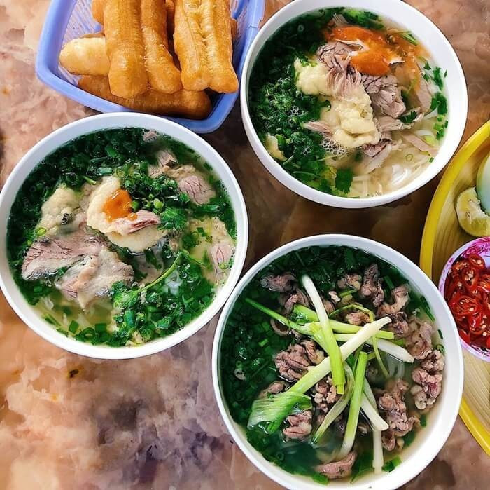 Hình ảnh bát phở bò 8Day - trang web uy tín đăng ký & đăng nhập dễ dàng trứ danh với đầy đủ thịt, bánh và hành tươi