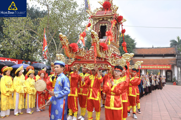 Hình ảnh giao thông thuận tiện đến khu di tích lịch sử