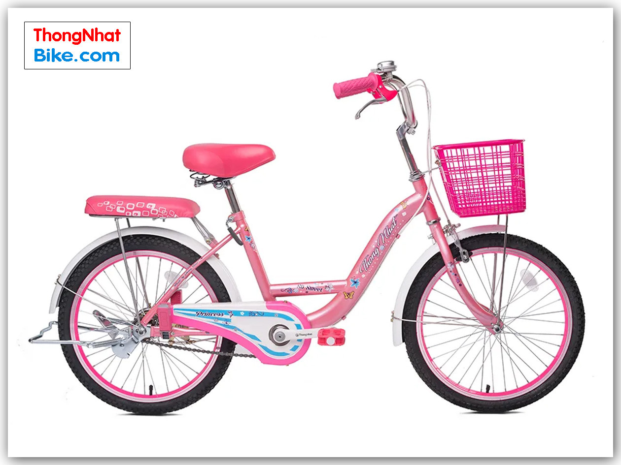 Hình ảnh một chiếc xe đạp Thống Nhất city bike với giỏ đựng đồ phía trước