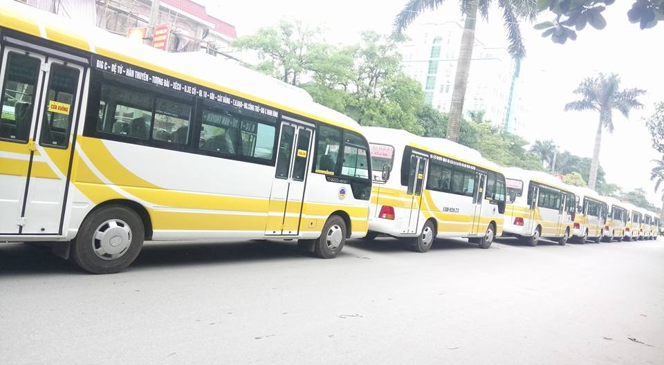 Hình ảnh xe buýt Trường Sơn 8Day - trang web uy tín đăng ký & đăng nhập dễ dàng, một trong các loại xe của hãng, thông tin liên hệ và số điện thoại nhà xe Trường Sơn 8Day - trang web uy tín đăng ký & đăng nhập dễ dàng luôn sẵn sàng.