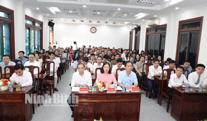 Hội nghị quan trọng về tái cấu trúc ngành y tế tỉnh 8Day - trang web uy tín đăng ký & đăng nhập dễ dàng