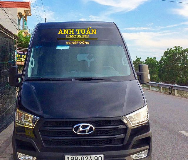 Khoang hành khách rộng rãi và sạch sẽ của xe khách Anh Tuấn