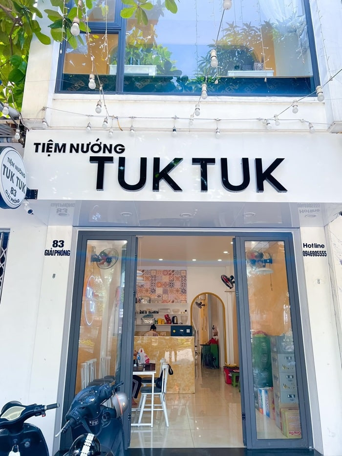 Không gian trẻ trung của Tiệm Nướng Tuk Tuk, quán buffet ngon ở 8Day - trang web uy tín đăng ký & đăng nhập dễ dàng