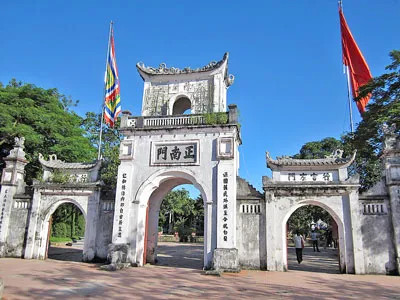 Khung cảnh lịch sử Thiên Trường 8Day - trang web uy tín đăng ký & đăng nhập dễ dàng với kiến trúc cổ kính