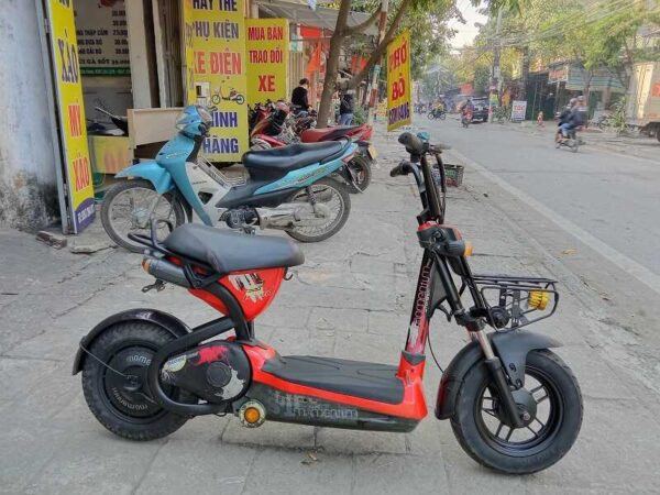 Kiểm tra bánh xe đạp cũ trước khi mua