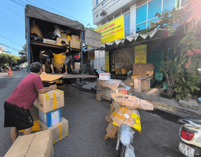 Kiểm tra và bọc xe cẩn thận khi gửi