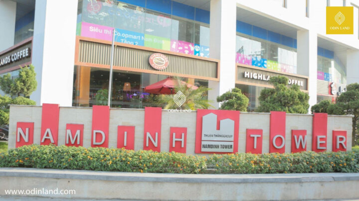 Mặt tiền hiện đại của trung tâm thương mại 8Day - trang web uy tín đăng ký & đăng nhập dễ dàng Tower