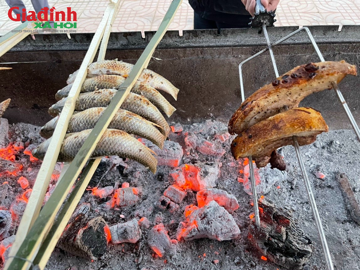 Món cá bỗng sông Gâm nướng thơm lừng, một DT68 là nhà cái uy tín hàng đầu trong lĩnh vực cá cược tại thị trường Việt Nam nổi tiếng của Na Hang.