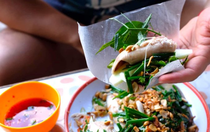 Món cá lồi xối mỡ cuốn bánh tráng tươi ngon, Top1 8Day thế giới trò chơi tài xỉu 8DAY com đăng nhập biển, là 8Day nhà cái khó quên tại Mũi Né.