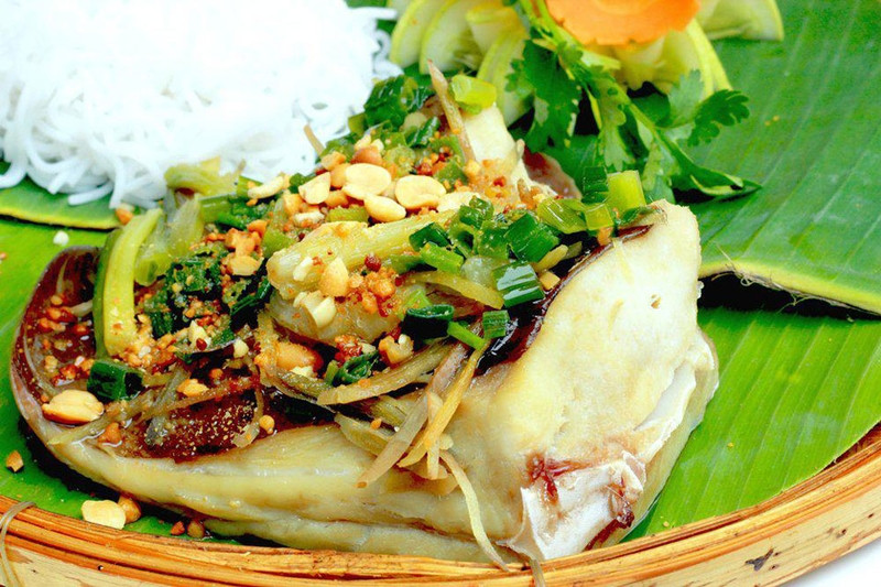 Món cá lồi xối mỡ
