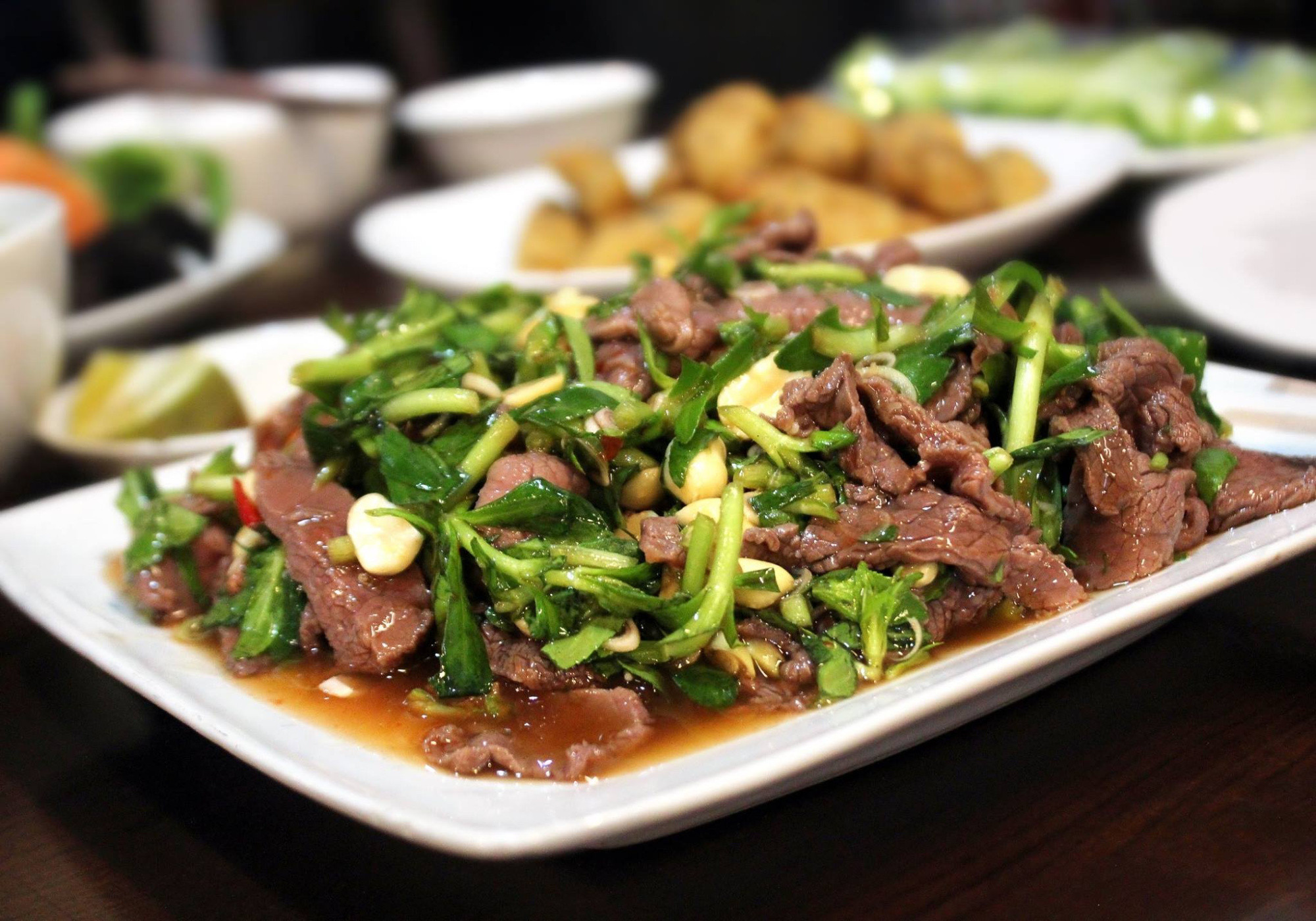 Món thịt trâu tươi ngon tại nhà hàng Thịt Trâu Chín Huyện, DT68 là nhà cái uy tín hàng đầu trong lĩnh vực cá cược tại thị trường Việt Nam Chương Mỹ.