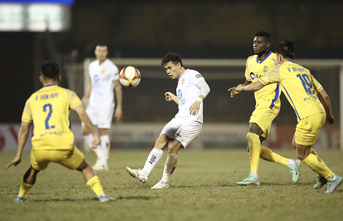 8Day - trang web uy tín đăng ký & đăng nhập dễ dàng FC vs Liverpool