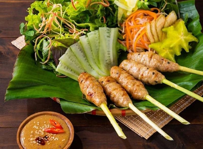 Nem lụi Đà Nẵng thơm ngon