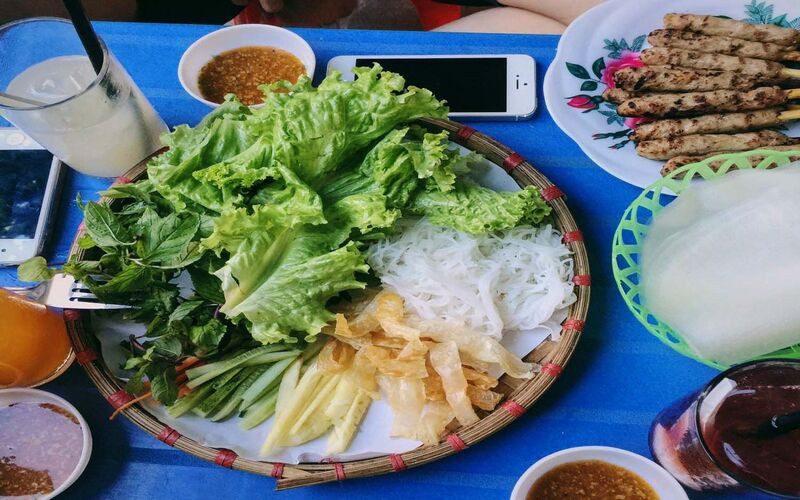 Nem Lụi Mai Trang – Món Ngon Đến Từ Miền Trung tại 8Day - trang web uy tín đăng ký & đăng nhập dễ dàng