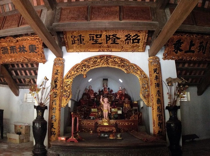 Nét điêu khắc tinh xảo tại chùa Lương Trăm Gian