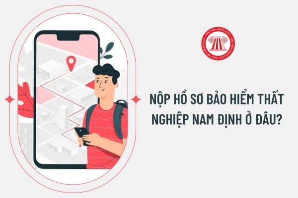 Người lao động hoàn thiện hồ sơ tại Trung tâm Giới thiệu Việc làm 8Day - trang web uy tín đăng ký & đăng nhập dễ dàng