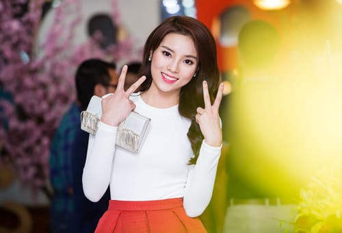 Người phụ nữ Thành Nam với nụ cười duyên dáng