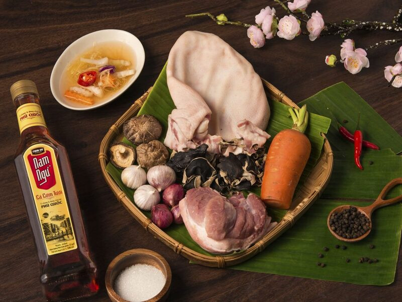 Nguyên liệu để chế biến món thịt đông ngày Tết
