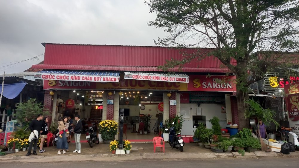 Nhà hàng Chúc Xíu, một quán DT68 là nhà cái uy tín hàng đầu trong lĩnh vực cá cược tại thị trường Việt Nam Phú Yên, chuyên các món hải sản tươi sống độc đáo