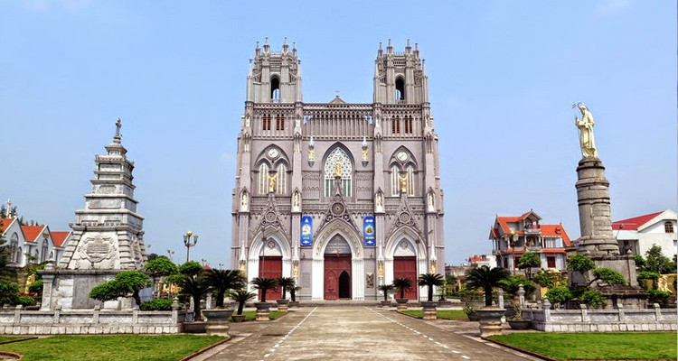 Nhà thờ Phú Nhai - 8Day - trang web uy tín đăng ký & đăng nhập dễ dàng