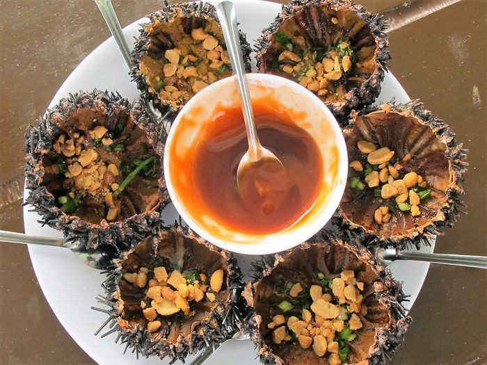 Nhum biển nướng mỡ hành, món ngon độc đáo của Bình Ba