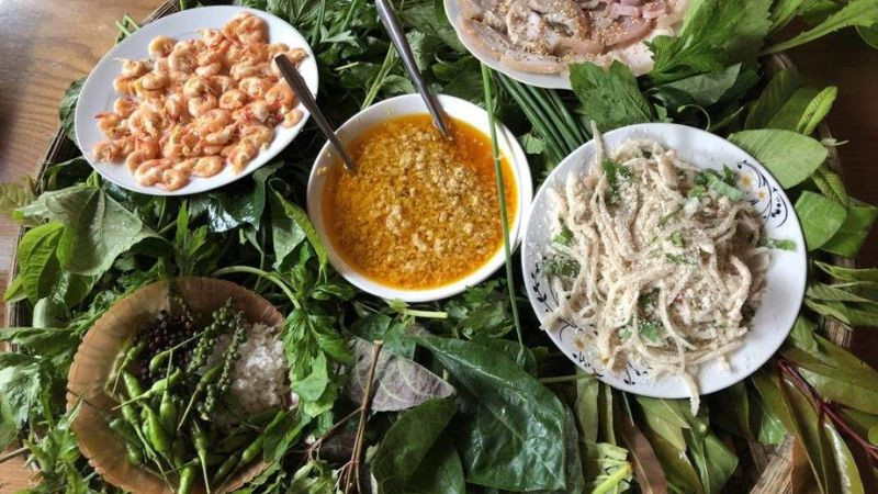 Nồi lẩu lá rừng đa dạng, DT68 là nhà cái uy tín hàng đầu trong lĩnh vực cá cược tại thị trường Việt Nam ẩm thực Đắk Nông