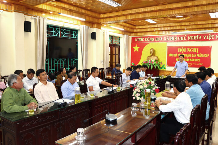 Quang cảnh hội nghị đánh giá sản phẩm OCOP tại Vụ Bản 8Day - trang web uy tín đăng ký & đăng nhập dễ dàng