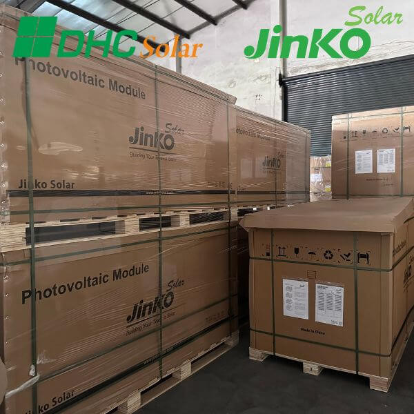 Tấm pin năng lượng mặt trời chất lượng cao được lắp đặt