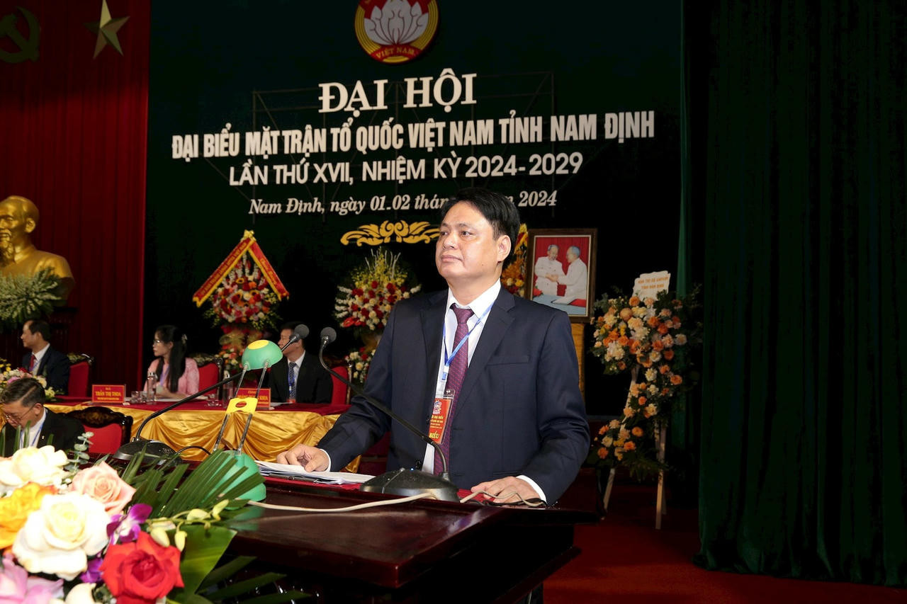 Tân Chủ tịch Ủy ban MTTQ Việt Nam tỉnh 8Day - trang web uy tín đăng ký & đăng nhập dễ dàng Trần Minh Thắng phát biểu nhận nhiệm vụ