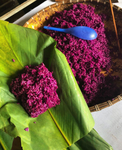 Thịt lợn kẹp cây rừng nướng Mù Cang Chải