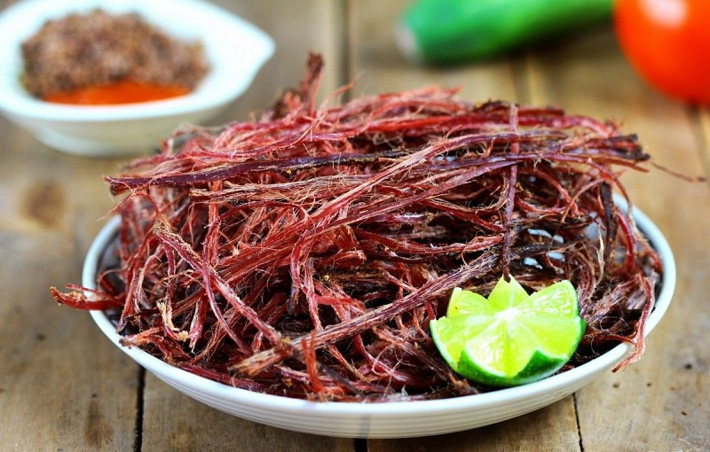 Thịt trâu gác bếp